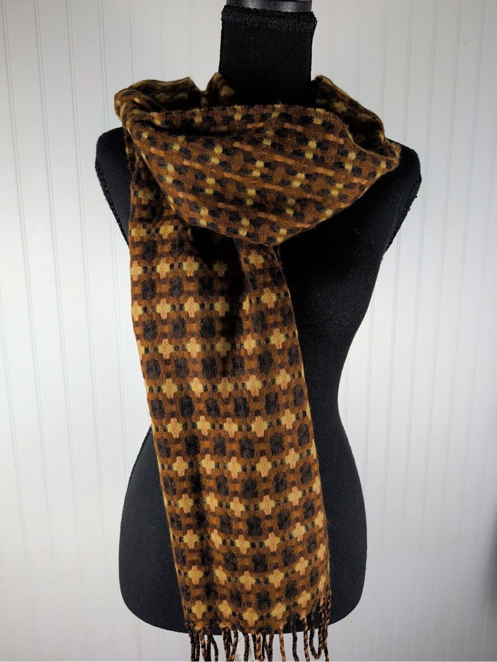 NWT Vintage Covington Geometric Knit Fringed Scarf Brown Gold Tan Block